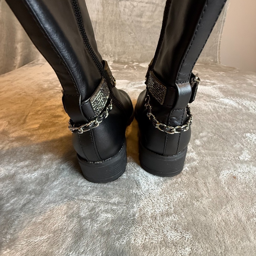 Girls Black Mid-Calf Combat Boots Rhinestone Buckle Chain Accent Side Zip Size 2 - Picture 6 of 11
